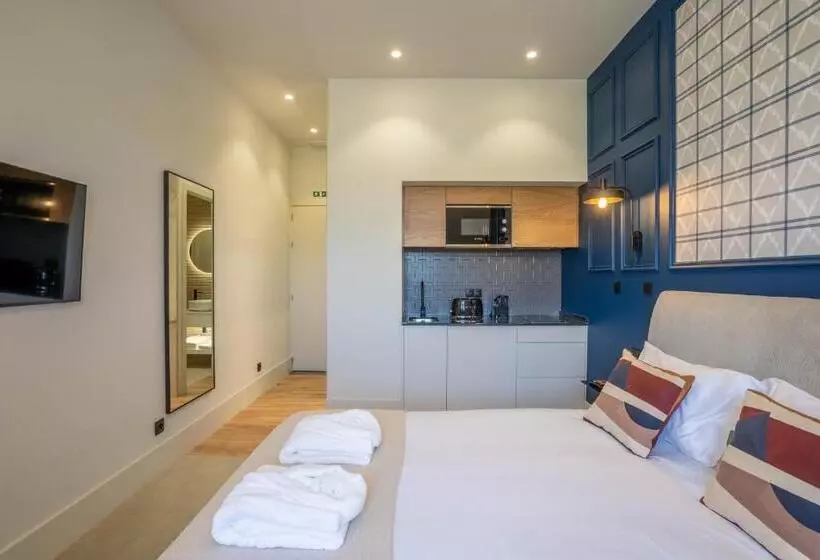 پانسیون Gigantones Guesthouse