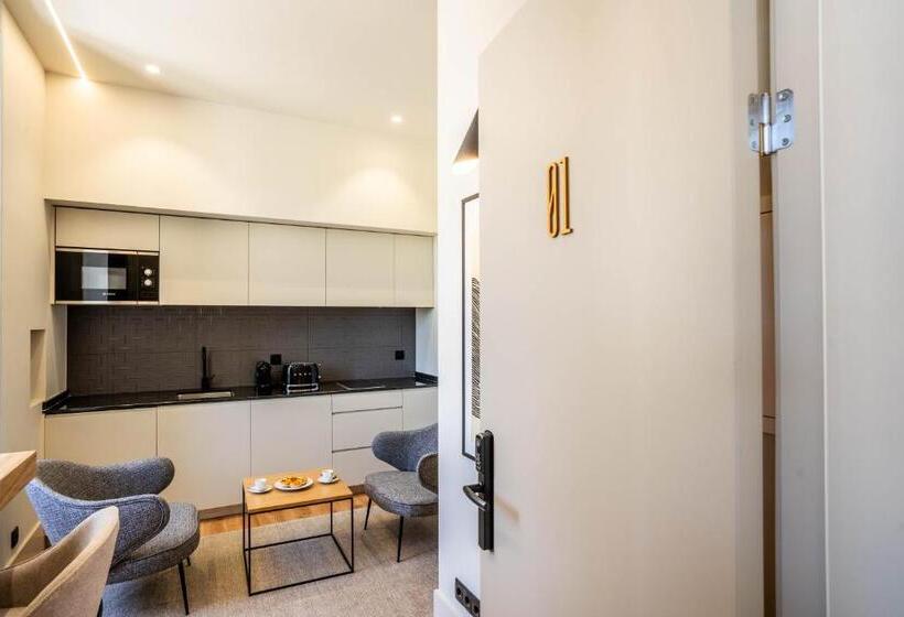 پانسیون Gigantones Guesthouse