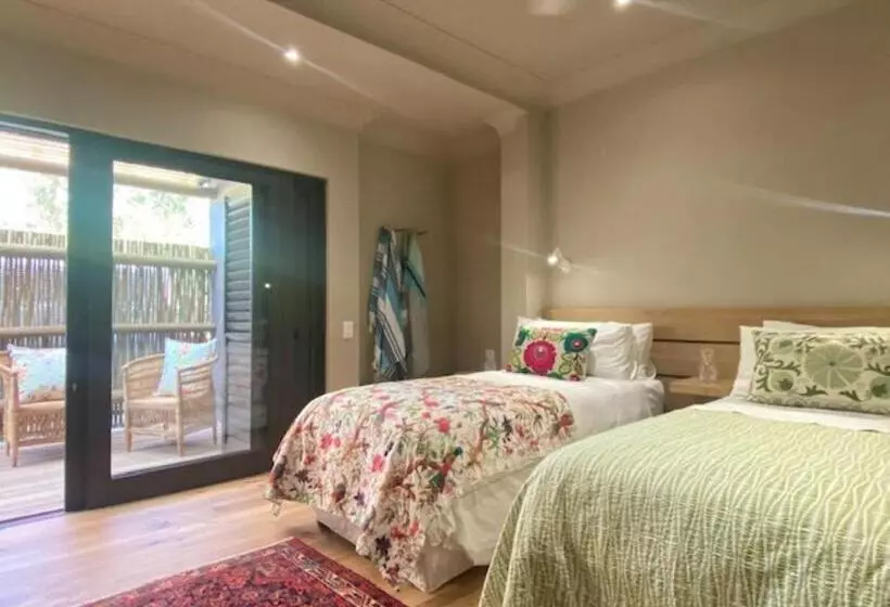 Majatalo Kamala Karoo Sanctuary