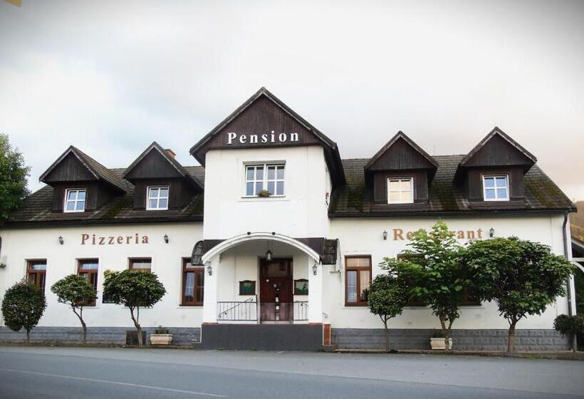 بنسيون Toris Inn