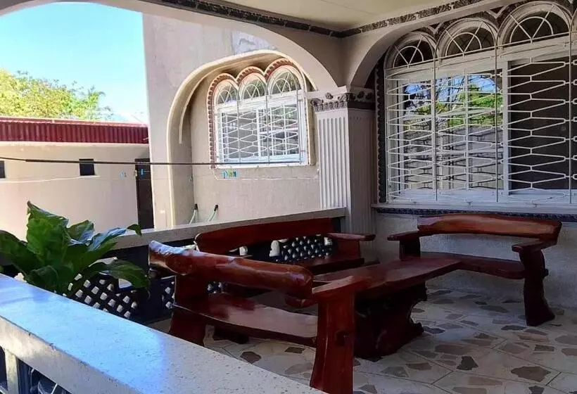 Topaz Bed & Breakfast