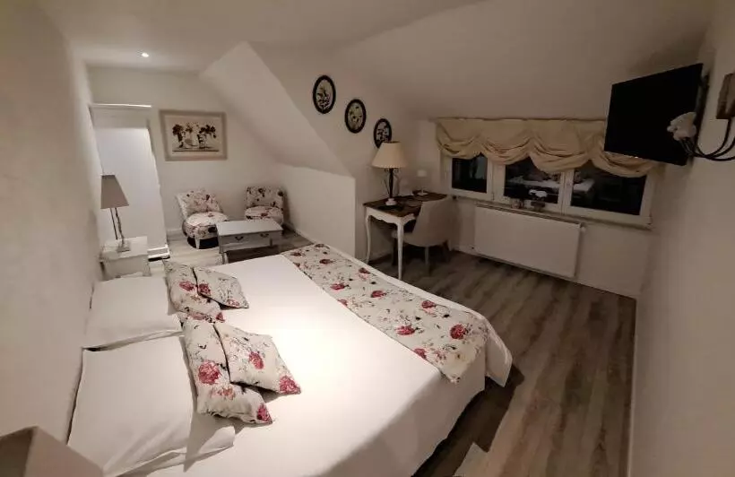 ベッドアンドブレックファースト Chambre D Hotes à La Campagne Dans Un Cadre Verdoyant