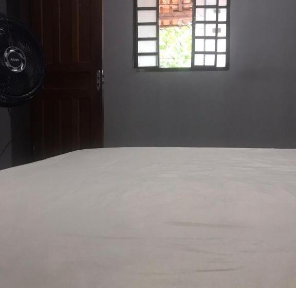 تختخواب و صبحانه Quarto Com Café Da Manhã ótima Localização