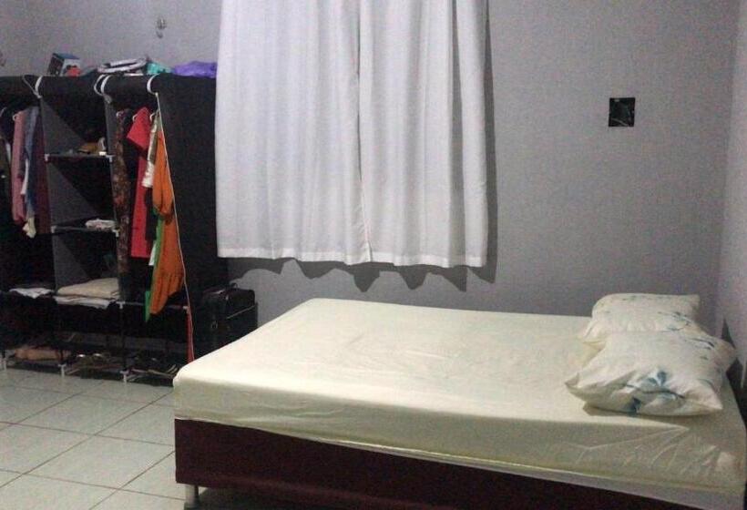 تختخواب و صبحانه Quarto Com Café Da Manhã ótima Localização