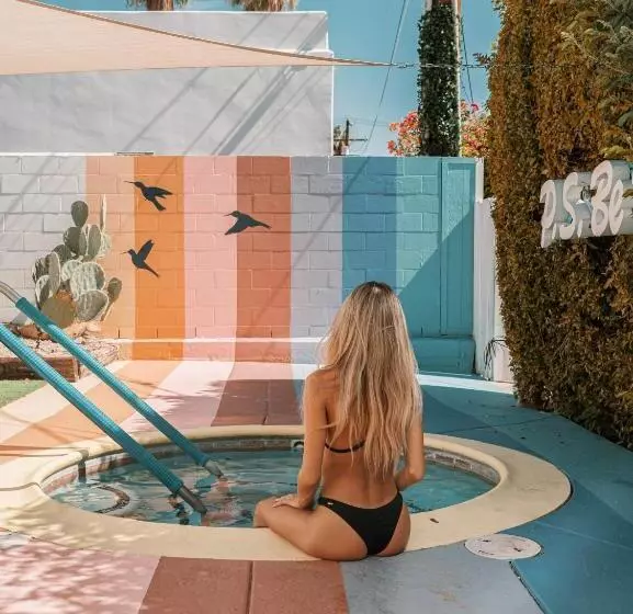 Designer Poolside Hotel In Ps Steam Room Plus Hot Tub