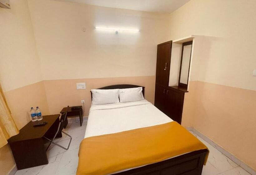 هتل Deccan Park, Tirupati