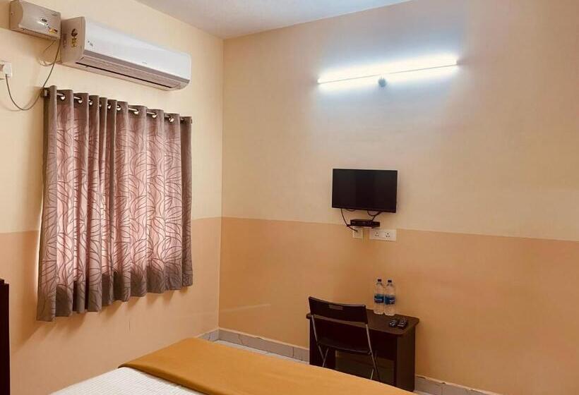 هتل Deccan Park, Tirupati