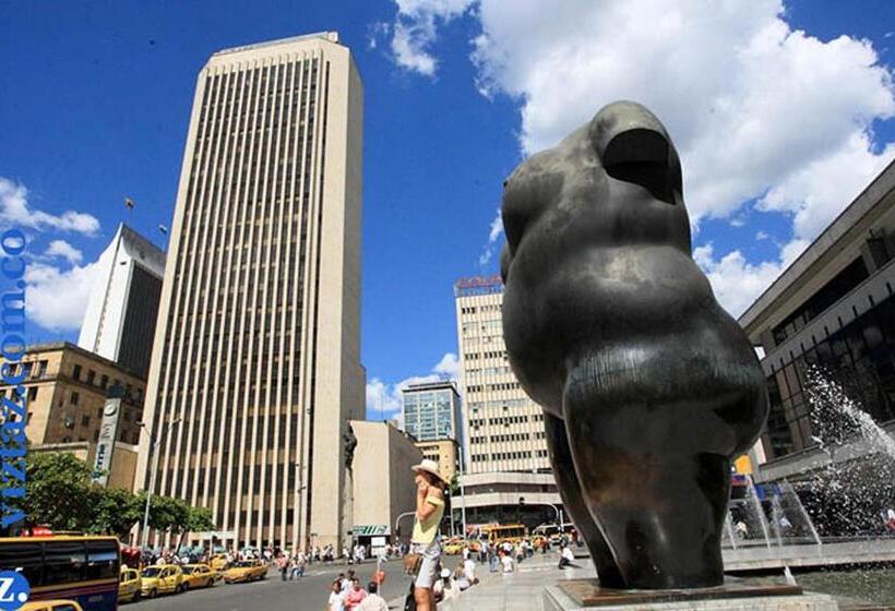 בית מלון כפרי La Bella Villa Medellin