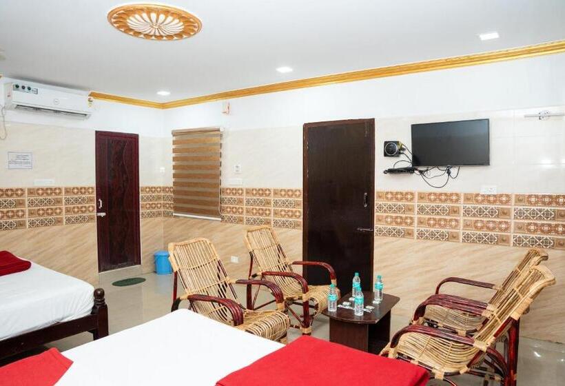 בית מלון כפרי Sri Vinayaga Residency