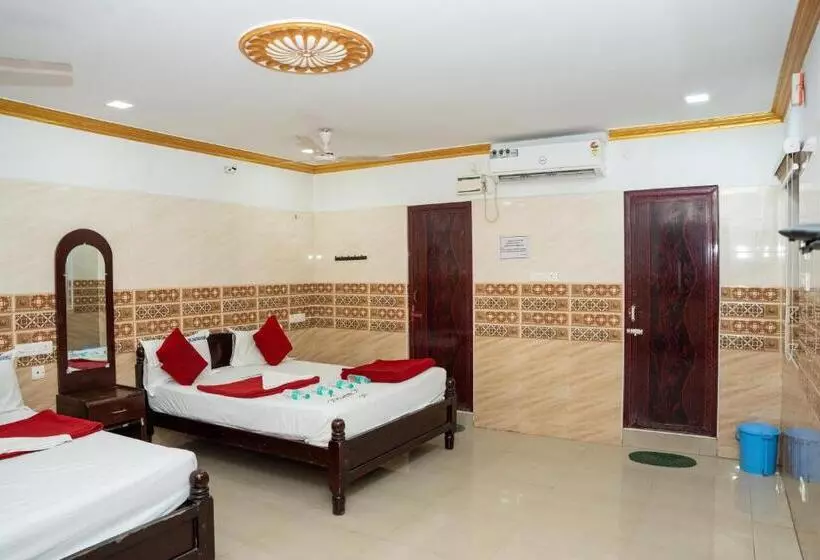 Hotelli Sri Vinayaga Residency