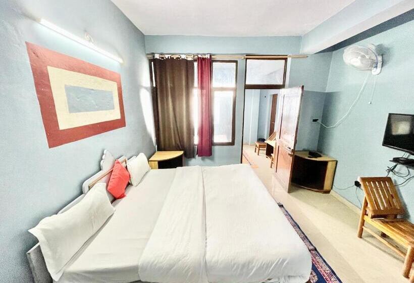 Nand Palace ! Mussoorie होटल नंद पैलेस હોટેલ નંદ પેલેસ ஹோட்டல் நந்த் பேலஸ் Near Mall Road Hotel With