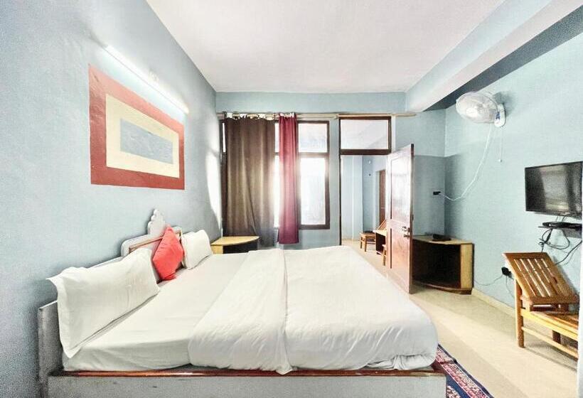 Nand Palace ! Mussoorie होटल नंद पैलेस હોટેલ નંદ પેલેસ ஹோட்டல் நந்த் பேலஸ் Near Mall Road Hotel With