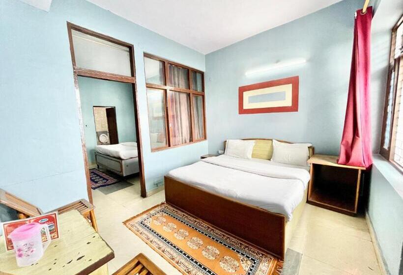 Nand Palace ! Mussoorie होटल नंद पैलेस હોટેલ નંદ પેલેસ ஹோட்டல் நந்த் பேலஸ் Near Mall Road Hotel With