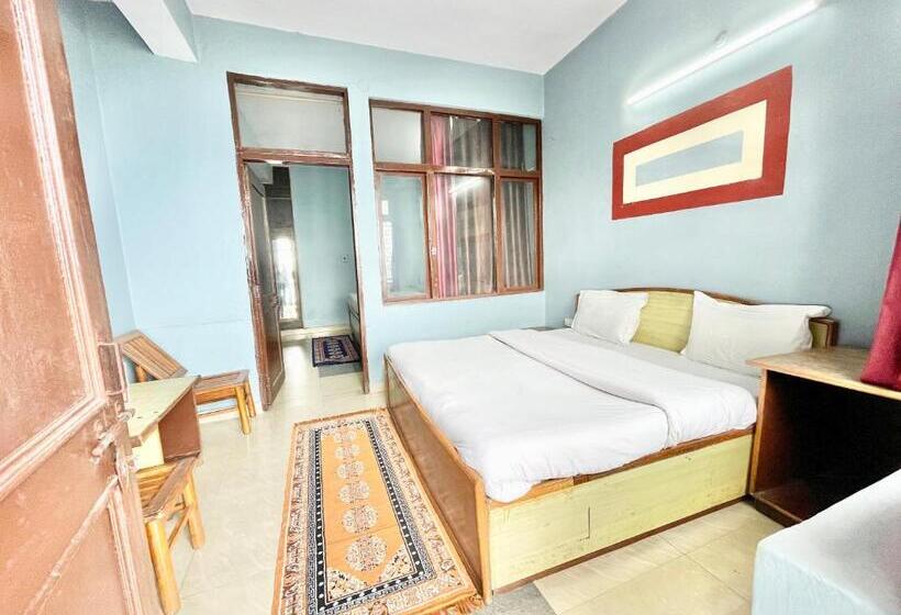 Nand Palace ! Mussoorie होटल नंद पैलेस હોટેલ નંદ પેલેસ ஹோட்டல் நந்த் பேலஸ் Near Mall Road Hotel With