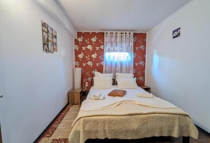 Пансион Casa Helen House, Iasi