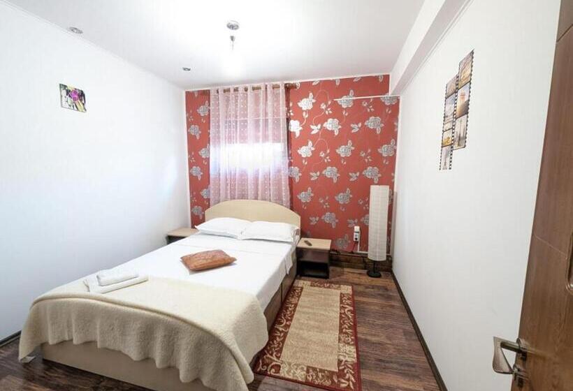 Пансион Casa Helen House, Iasi