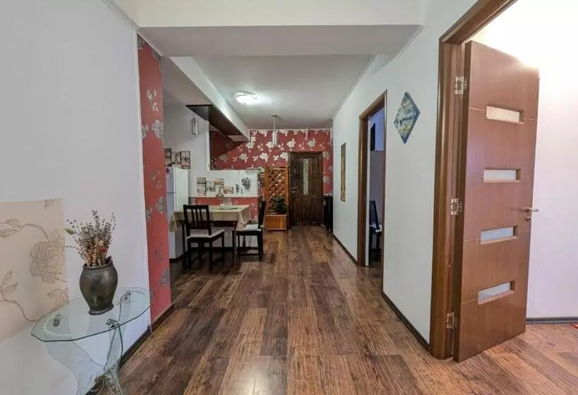 Majatalo Casa Helen House, Iasi