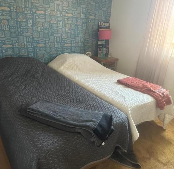 펜션 Confortable Double Room& Pool