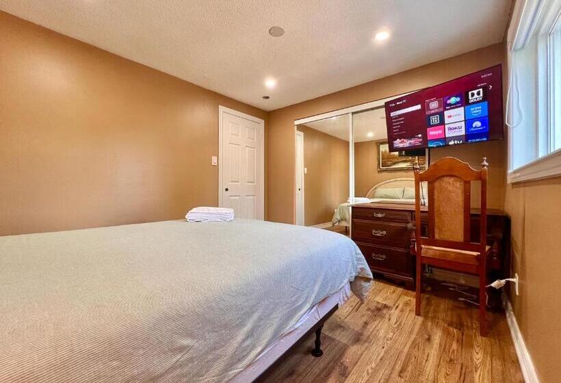 ペンション Cozy Home Near Hillcrest Mall In Central Richmond Hill