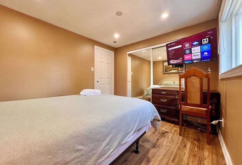 ペンション Cozy Home Near Hillcrest Mall In Central Richmond Hill