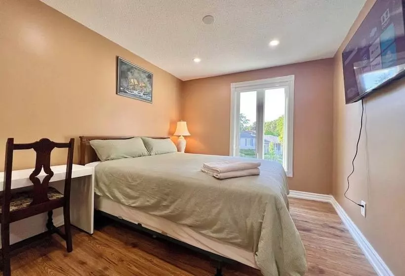 Majatalo Cozy Home Near Hillcrest Mall In Central Richmond Hill