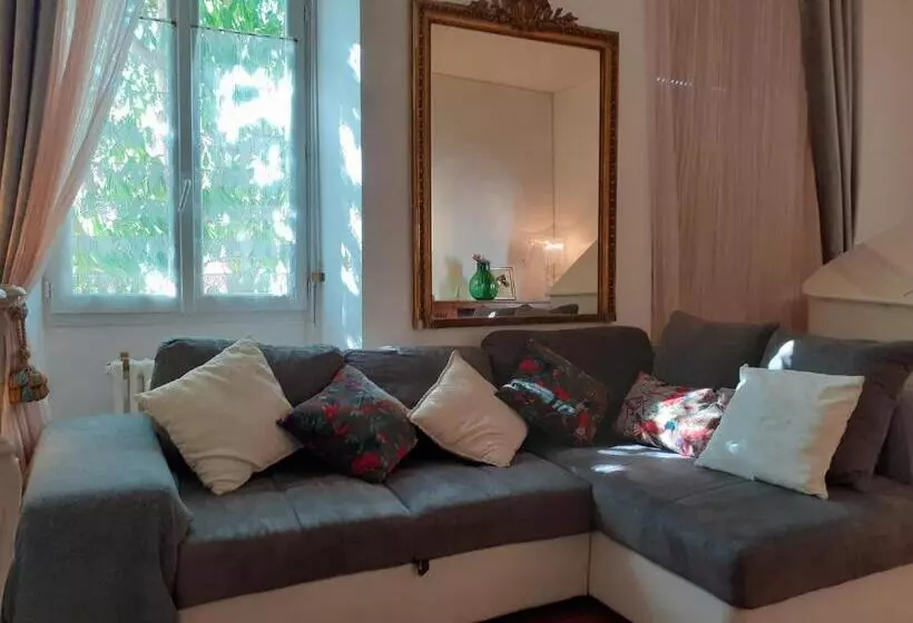 Majatalo Grande Chambre 45m2 Avec Parties Communes En Bord De Mer