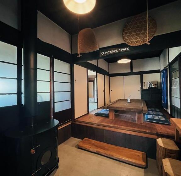 پانسیون ëighten Private Guesthouse Yoga Retreat 1日1組限定古民家宿エイテン