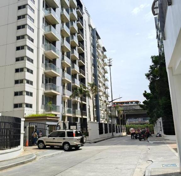 פנסיון Ldn Secret Crib 2f Newport City