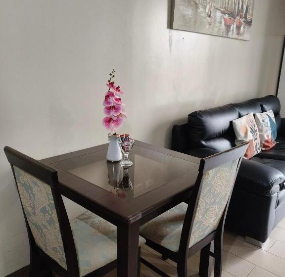 פנסיון Ldn Secret Crib 2f Newport City