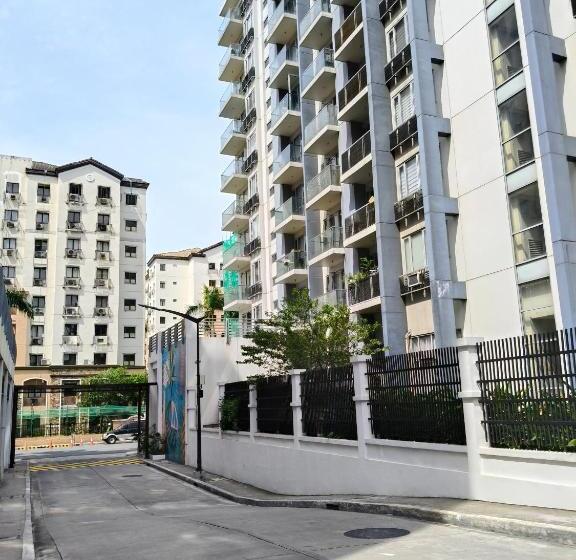 פנסיון Ldn Secret Crib 2f Newport City