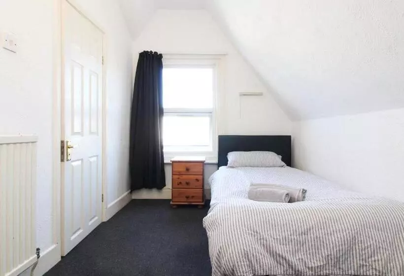 ペンション Pebbles Guest House Room 21