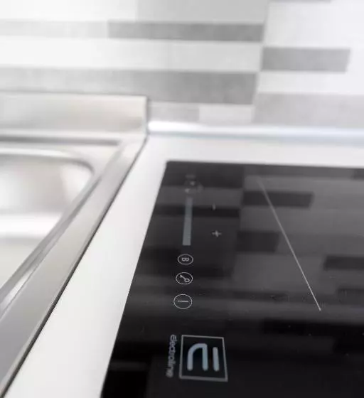 پانسیون Prestige House 6