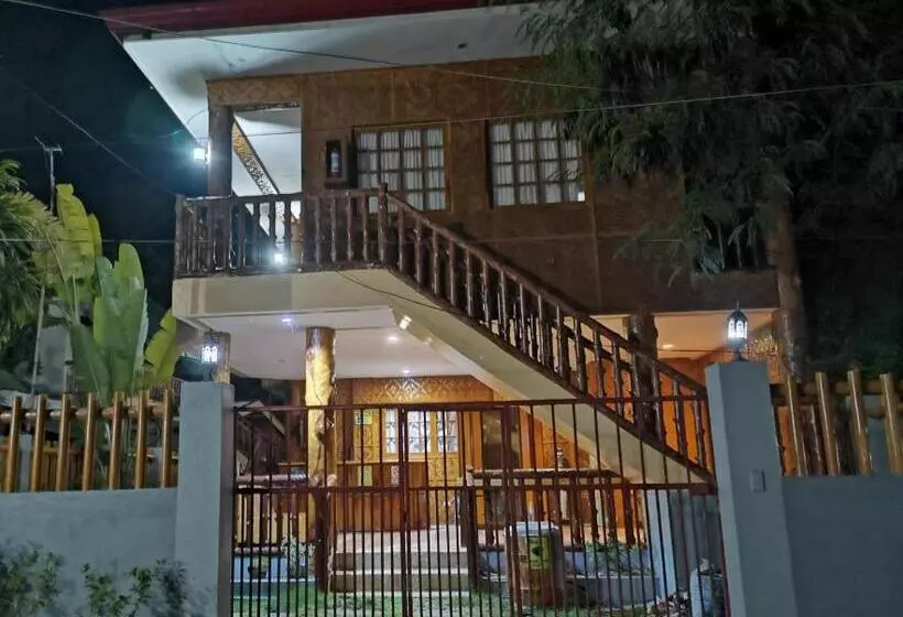تختخواب و صبحانه Casa Moanna
