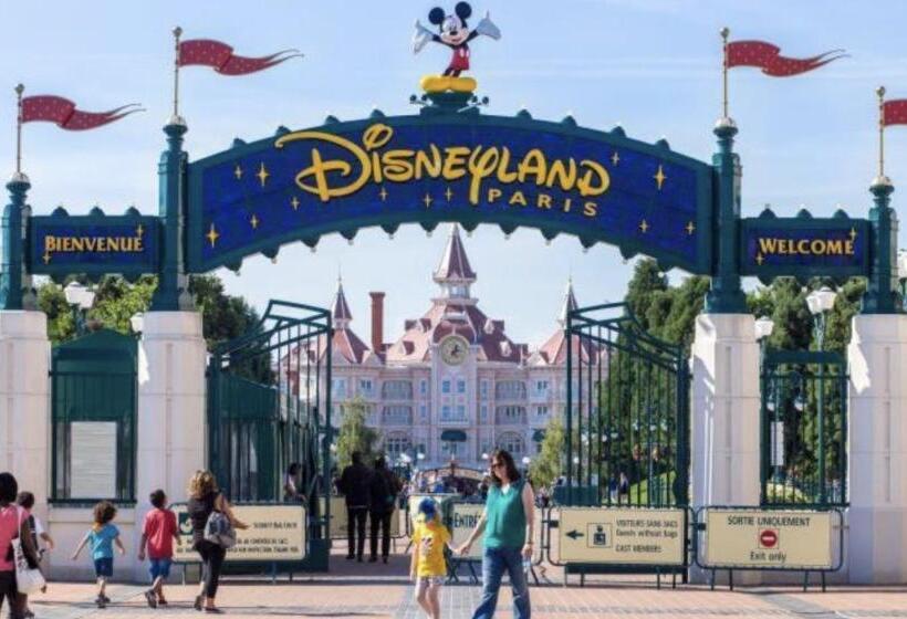 ベッドアンドブレックファースト Disneyland Chambre Climatisée Vaires Sur Marne Au Cœur Des Jeux Olympiques