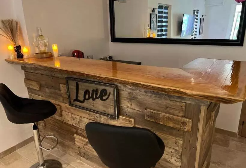 Aamiaismajoitus (B&B) Love Les 5 Sens Et La Sauvageonne