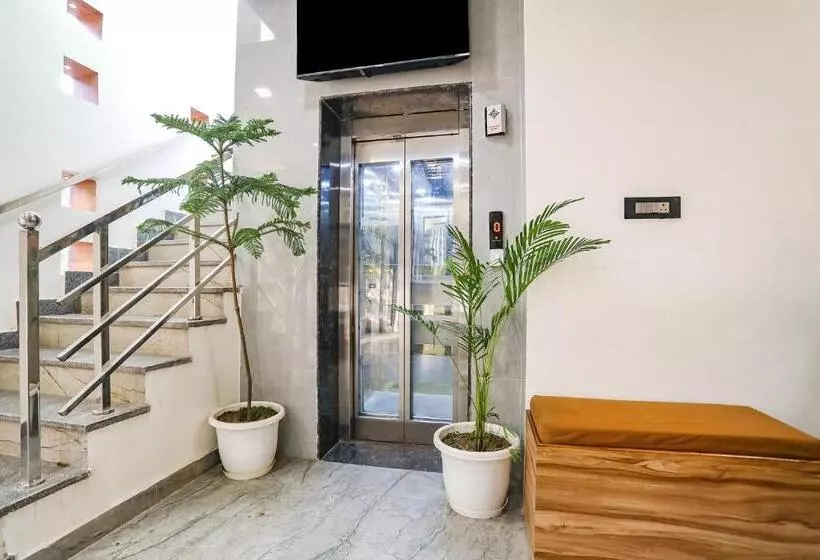 Fabhotel Vasudha