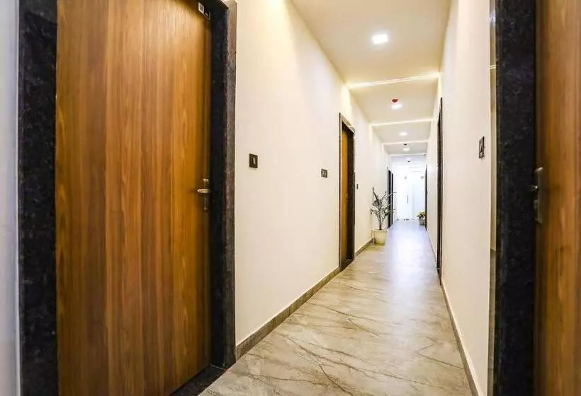 Fabhotel Vasudha