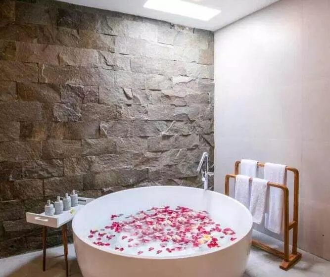 Hotelli Bhumi Sangtu Ubud