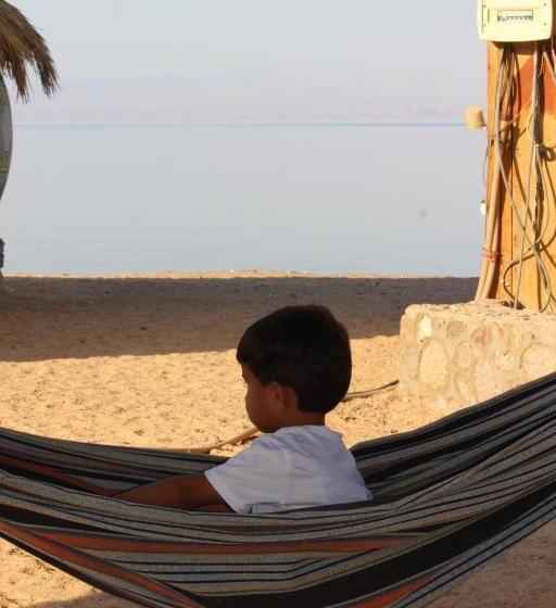 هتل کپسول The Bedouin Life With Eid Ali