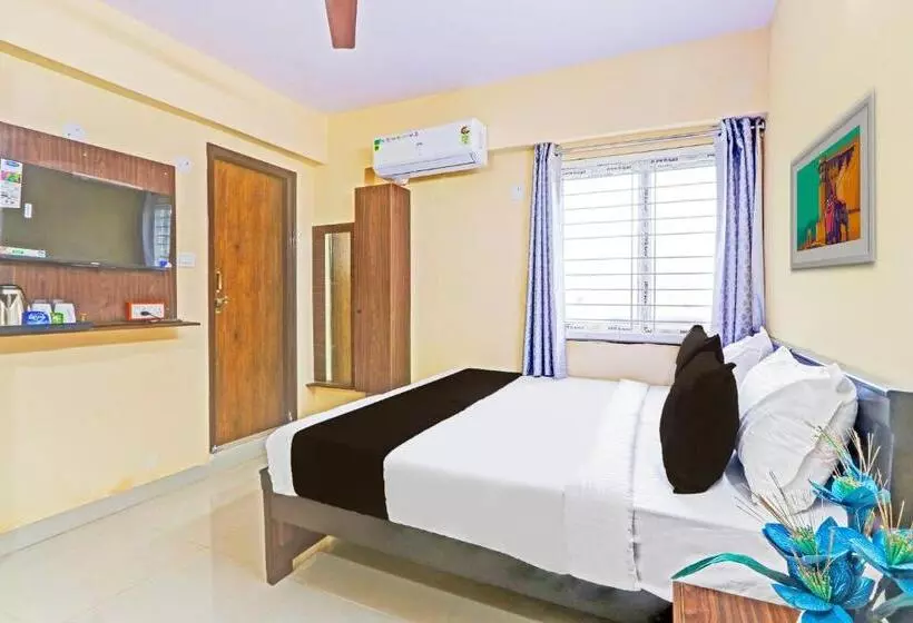 ホテル Oyo Tulasi Premium Rooms