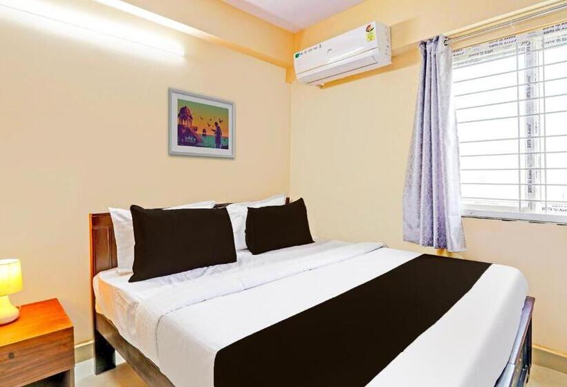 בית מלון כפרי Oyo Tulasi Premium Rooms