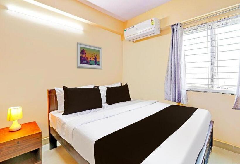 בית מלון כפרי Oyo Tulasi Premium Rooms