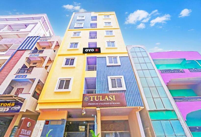 בית מלון כפרי Oyo Tulasi Premium Rooms