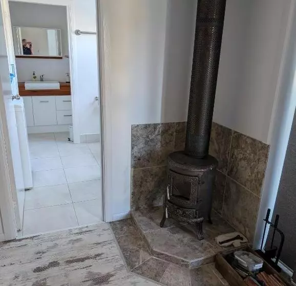 ペンション Behind The Hedge