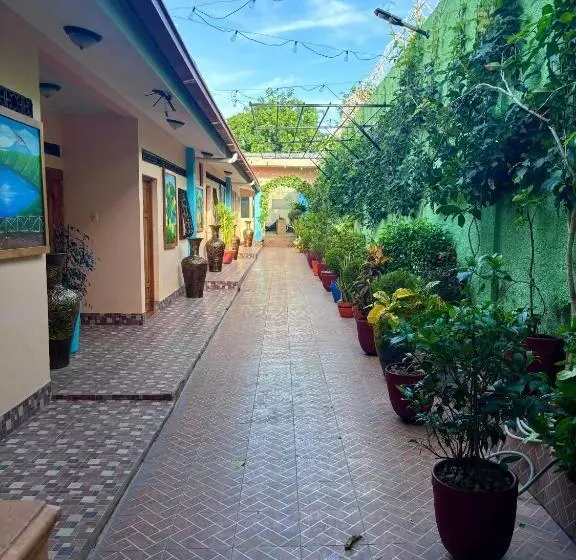 پانسیون Granados Guest House