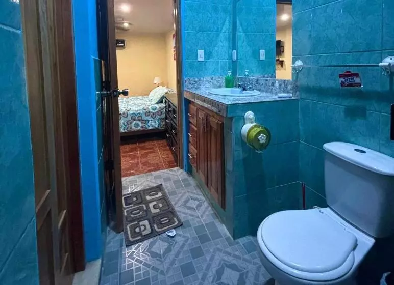 پانسیون Granados Guest House