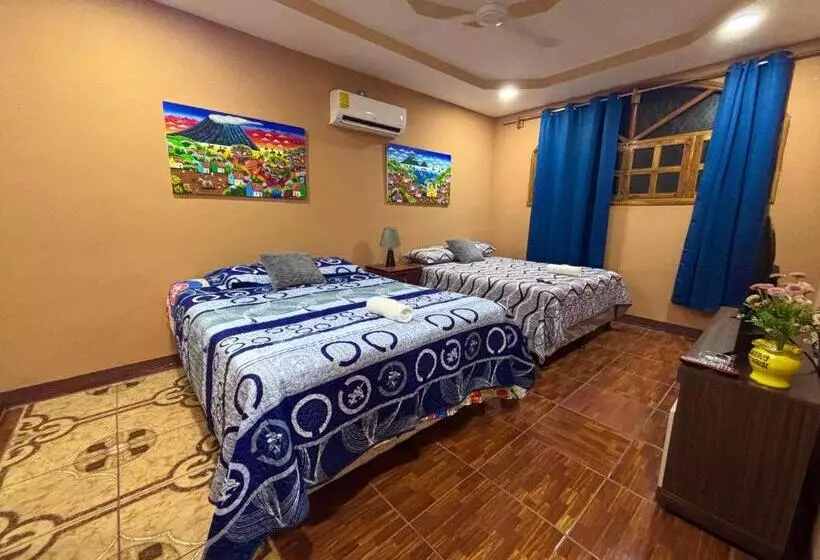 پانسیون Granados Guest House