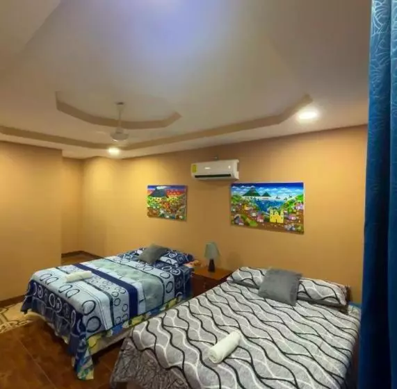 پانسیون Granados Guest House