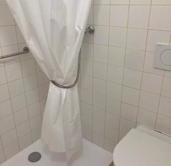 Majatalo Penzion Cholín