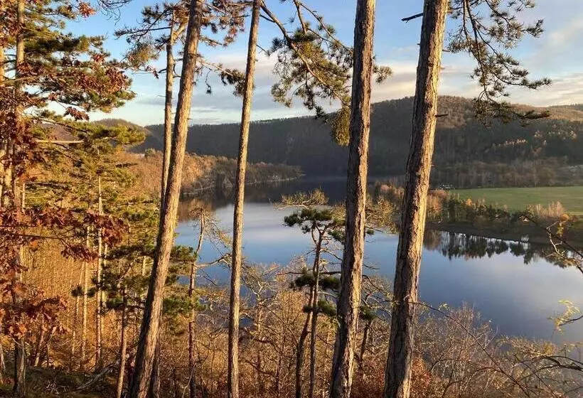 Majatalo Penzion Cholín